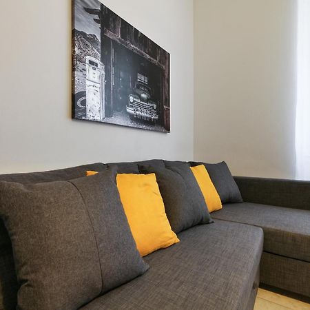 Apartament Primopiano - Brenta Mediolan Zewnętrze zdjęcie