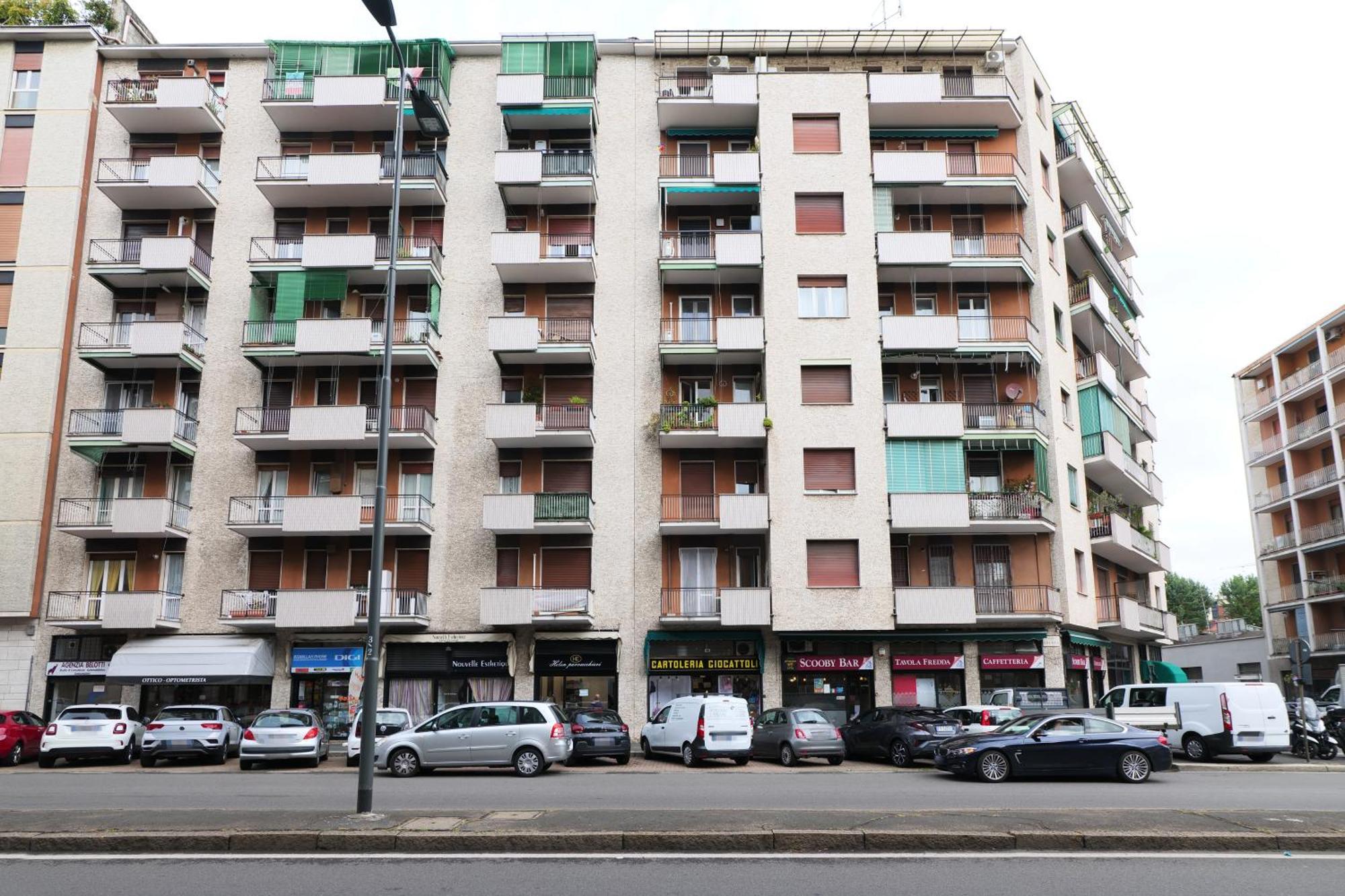 Apartament Primopiano - Brenta Mediolan Zewnętrze zdjęcie